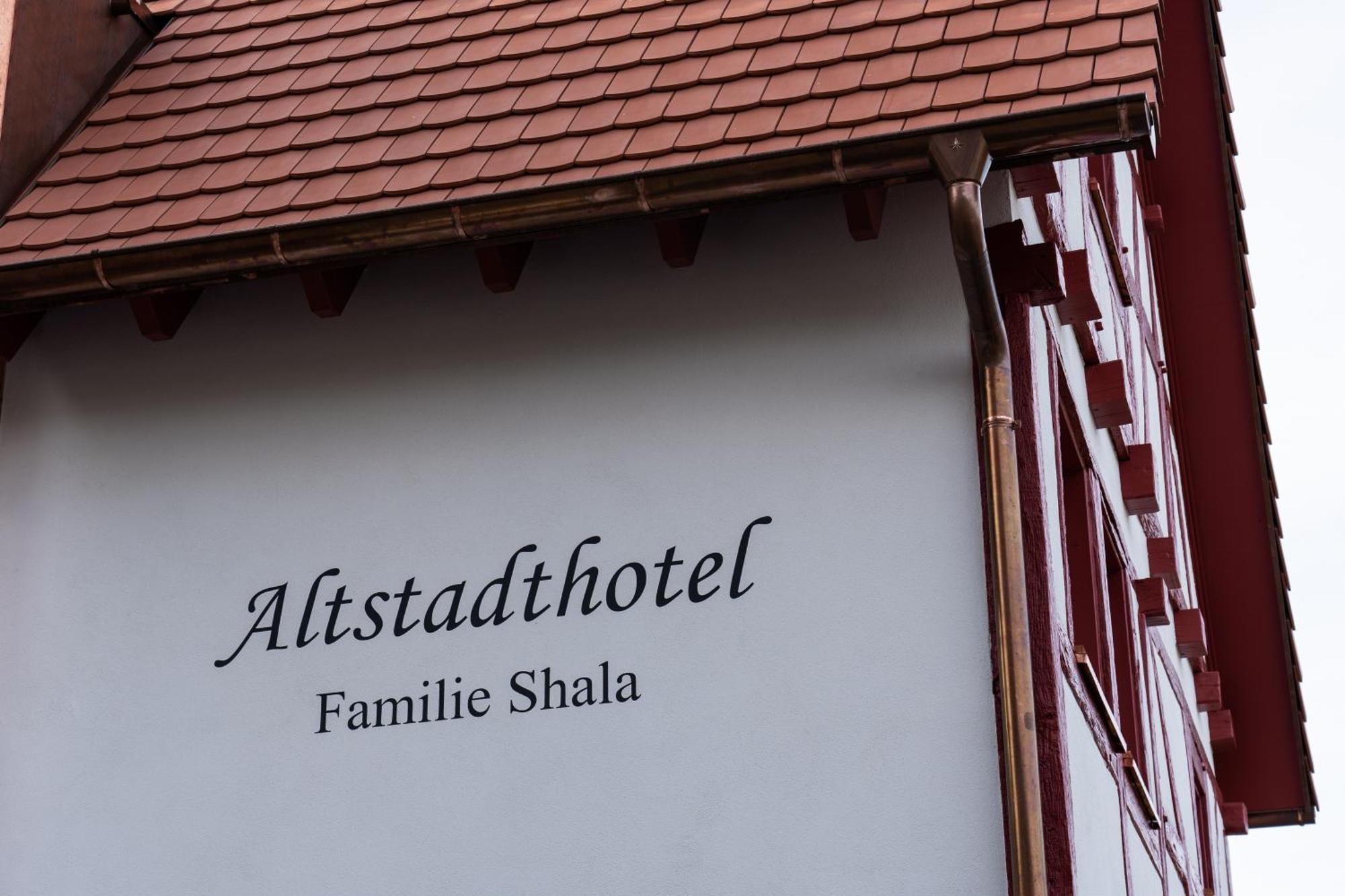 Altstadthotel Wilde Rose 埃平根 外观 照片